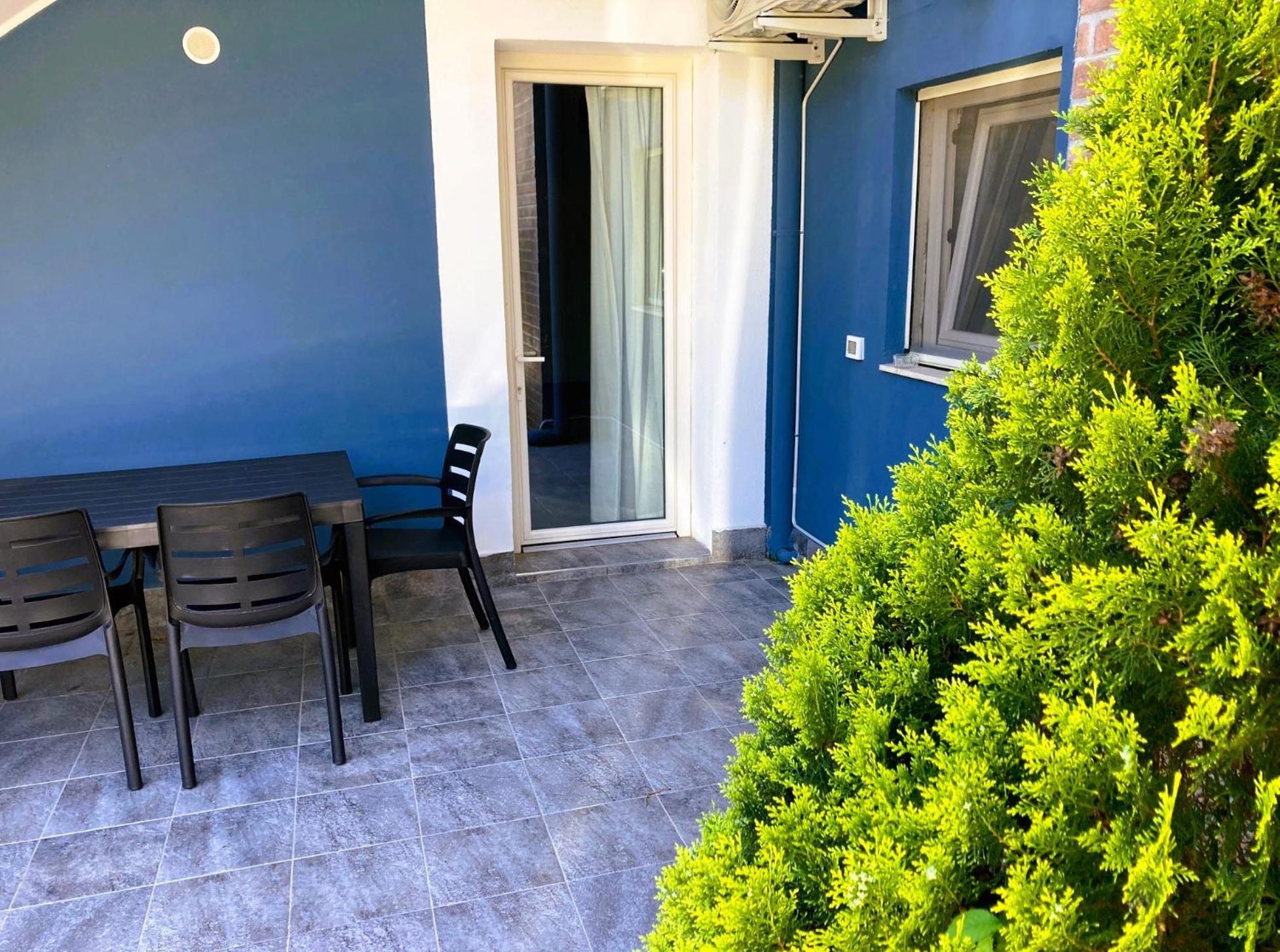 La Casa Blu Lejlighed Mirabella Imbaccari Eksteriør billede